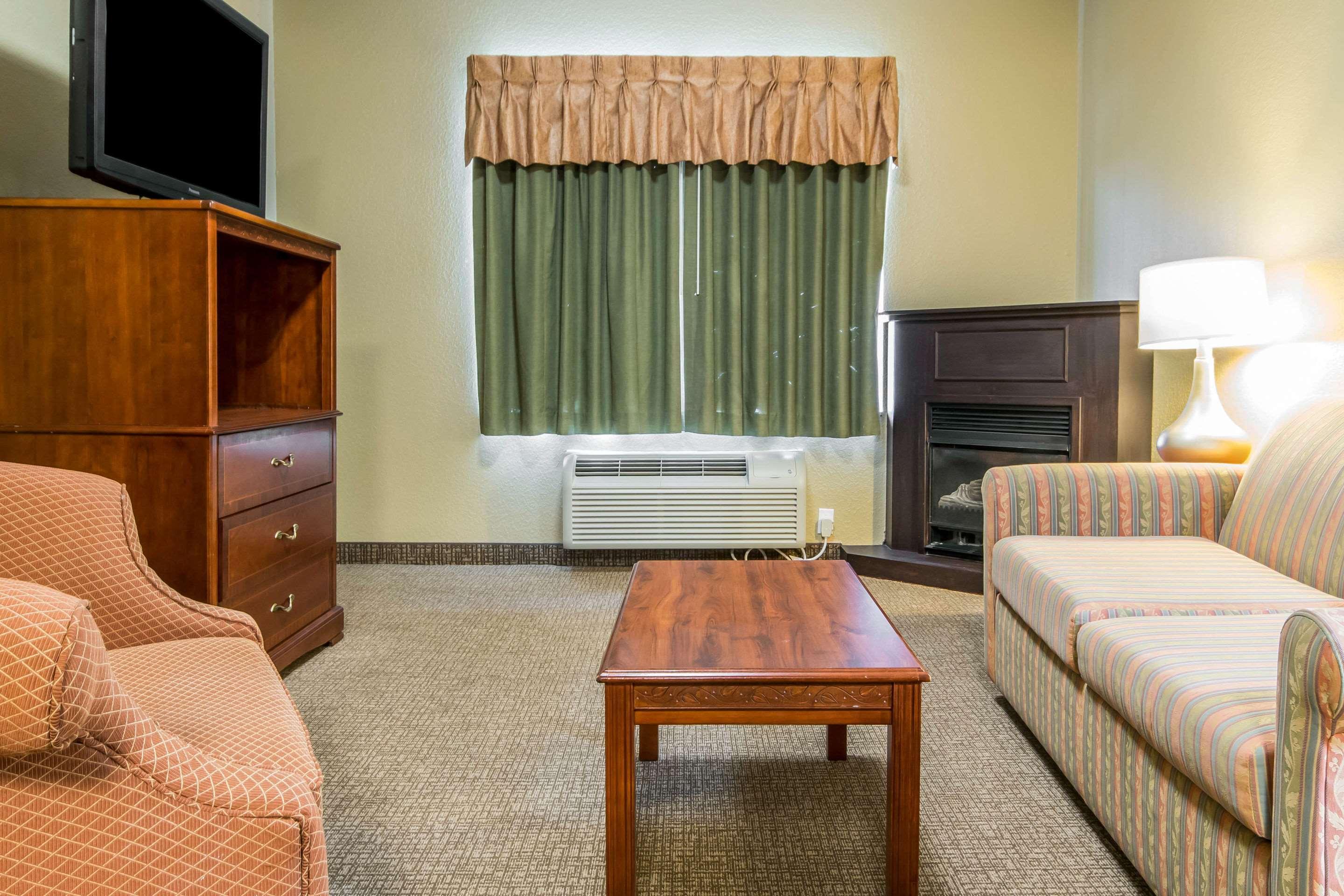 Comfort Suites Owensboro Bagian luar foto