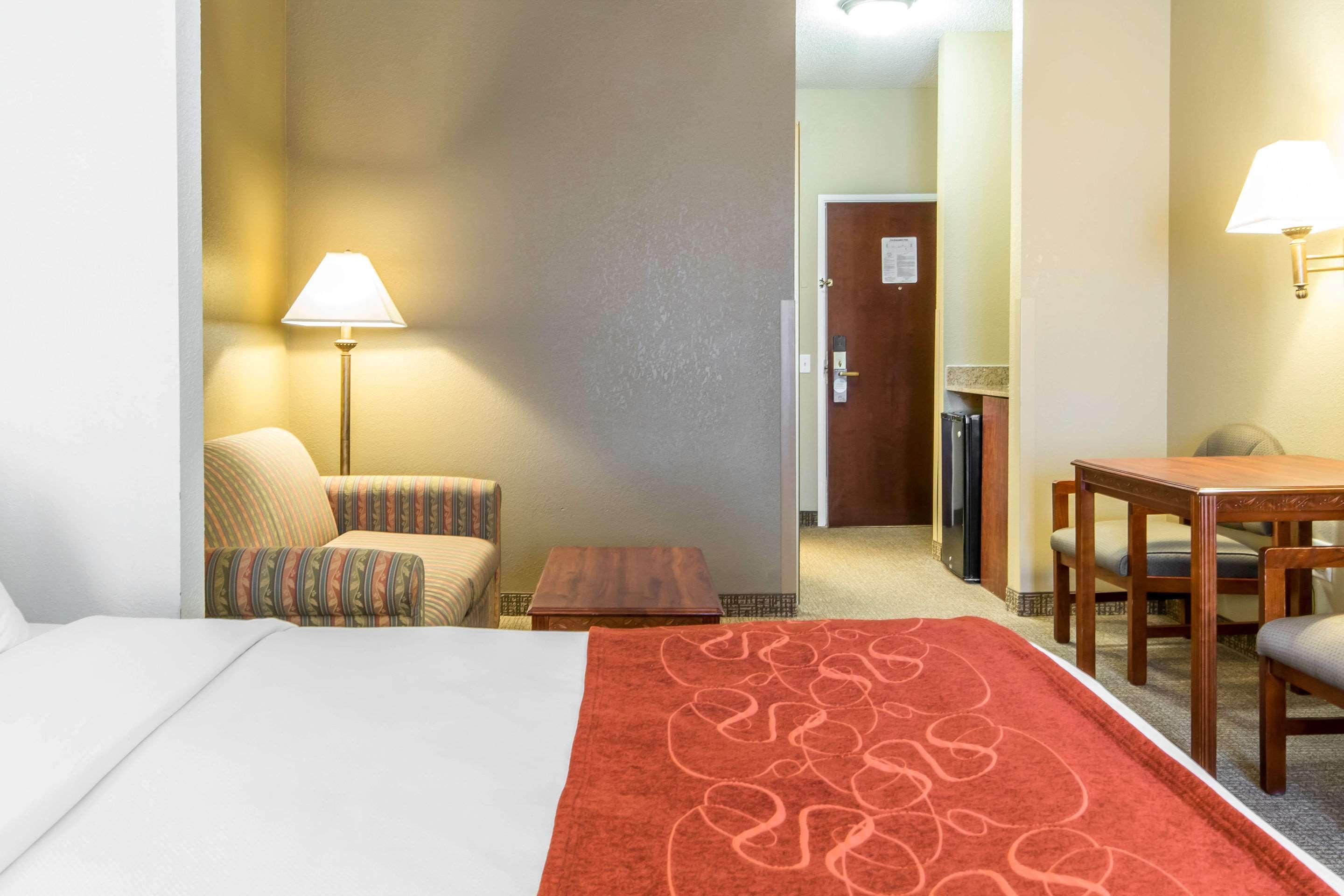 Comfort Suites Owensboro Bagian luar foto