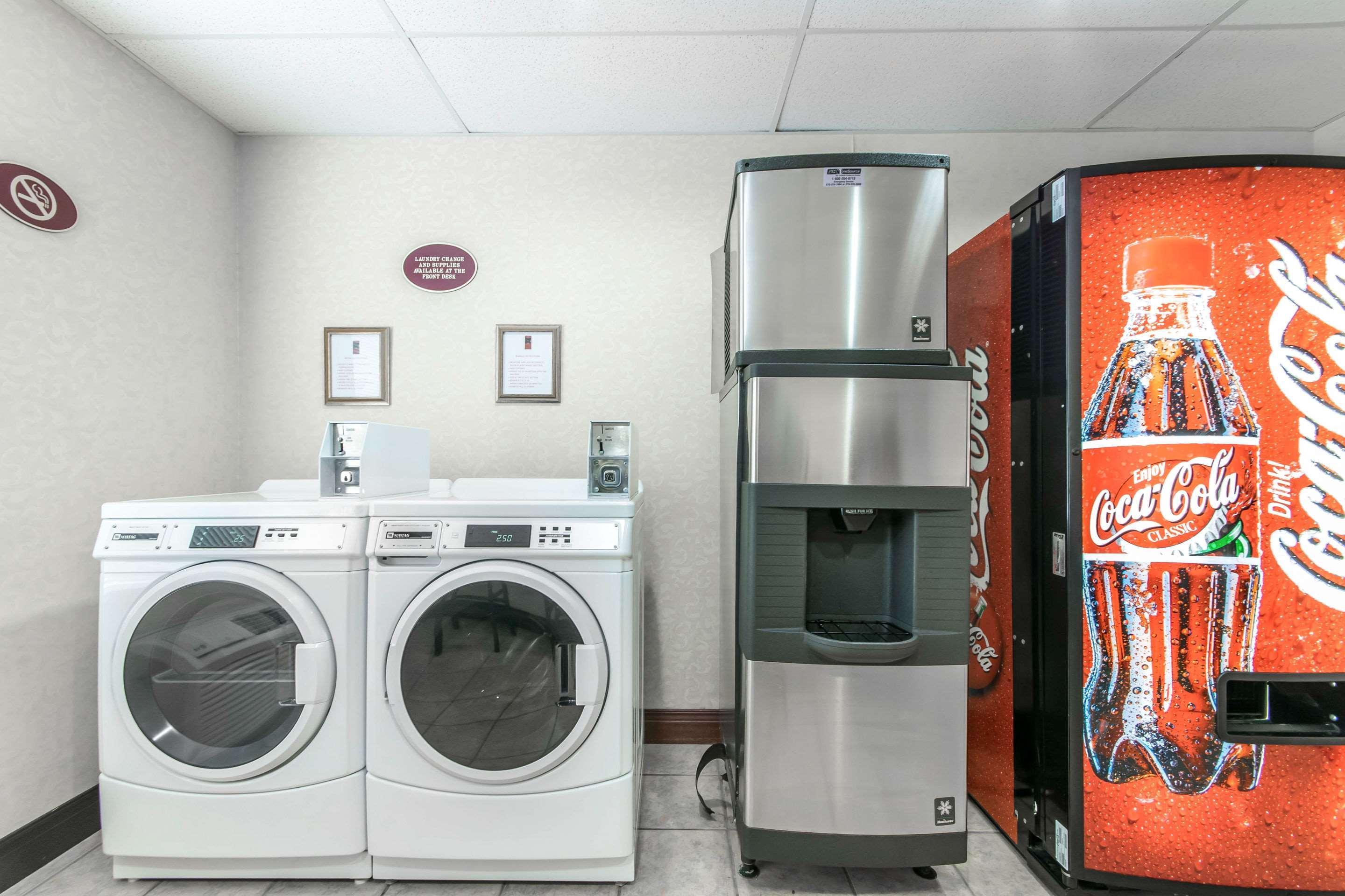 Comfort Suites Owensboro Bagian luar foto